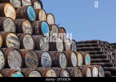 Der Malt Whisky Trail liegt im Herzen von Speyside im Nordosten Schottlands und führt zu mehreren weltweit berühmten Destillerien und einer Cooperage. Stockfoto