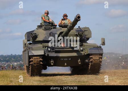 Chieftain MK10 Battle Tank im Yorkshire Wartime Experience in Hunsworth in der Nähe von Bradford, West Yorkshire, Großbritannien Stockfoto