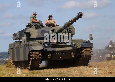 Chieftain MK10 Battle Tank im Yorkshire Wartime Experience in Hunsworth in der Nähe von Bradford, West Yorkshire, Großbritannien Stockfoto