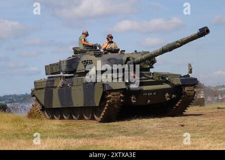 Chieftain MK10 Battle Tank im Yorkshire Wartime Experience in Hunsworth in der Nähe von Bradford, West Yorkshire, Großbritannien Stockfoto