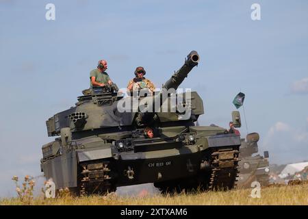 Chieftain MK10 Battle Tank im Yorkshire Wartime Experience in Hunsworth in der Nähe von Bradford, West Yorkshire, Großbritannien Stockfoto