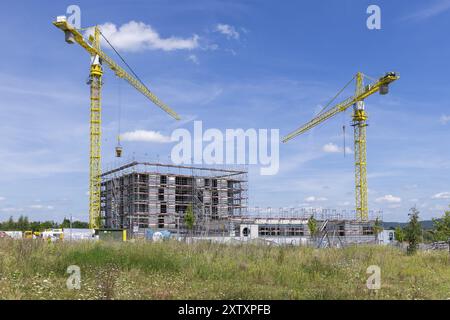 Wohnungsbau, Neubau von 50 Wohnungen, Neubaugebiet, Wohngebäude, Baustelle, Kran, Winnenden, Baden-Württemberg Stockfoto