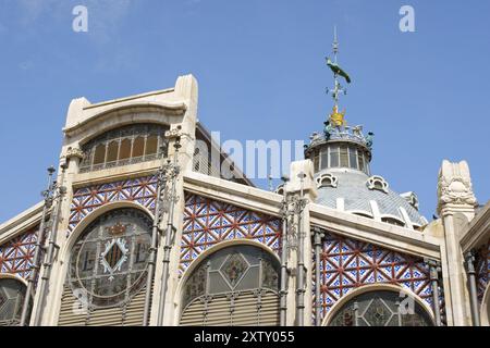 Mercado Central oder zentralen Markt von Valencia ist eine der ältesten in Europa. Es vereint viele der architektonischen Stile von der Gotik bis zur Moderne. Stockfoto