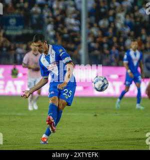 Dimitri Bisoli von Brescia Calcio FC tritt am 16. August 2024 beim Spiel Brescia Calcio FC gegen Palermo FC, 1Â° Serie BKT 2024-25 im Mario Rigamonti Stadion in Brescia, Italien, an. Stockfoto