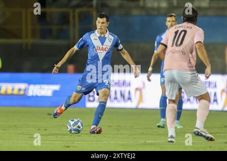 Dimitri Bisoli von Brescia Calcio FC spielte den Ball während des Spiels Brescia Calcio FC gegen Palermo FC, 1Â° Serie BKT 2024-25 im Mario Rigamonti Stadion in Brescia, Italien, am 16. August 2024. Stockfoto