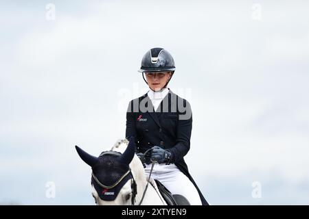 Julia KRAJEWSKI von Deutschland mit Great Twist d'Ive Z während der Dressur von CCI3*-S · Prix Delen beim Concours Complet International d'Arville am 16. August 2024, Gesves, Belgien (Foto von Maxime David - MXIMD Pictures) Credit: MXIMD Pictures/Alamy Live News Stockfoto