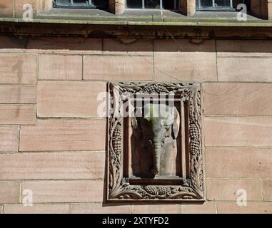 Elefantenschnitzerei im Ratshaus in Coventry Stockfoto