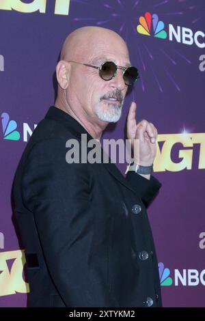 August 13, 2024, Glendale, CA, USA: LOS ANGELES - 13. August: Howie Mandel bei der America's Got Talent Live Show Red Carpet 13. August 2024 im Hotel Dena am 13. August 2024 in Glendale, CA (Credit Image: © Kay Blake/ZUMA Press Wire) NUR ZUR REDAKTIONELLEN VERWENDUNG! Nicht für kommerzielle ZWECKE! Stockfoto