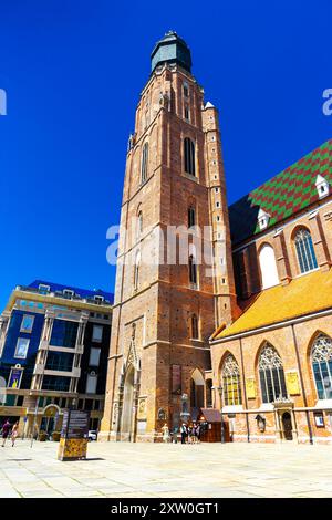 Der Turm der St.-Elisabeths-Kirche aus dem 14. Jahrhundert, Breslau, Polen Stockfoto