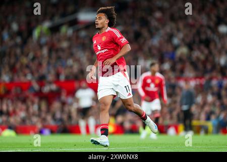 Manchester United Stürmer Joshua Zirkzee (11) im Einsatz während des Spiels Manchester United FC gegen Fulham FC English Premier League in Old Trafford, Manchester, England, Großbritannien am 16. August 2024 Credit: Every Second Media/Alamy Live News Stockfoto