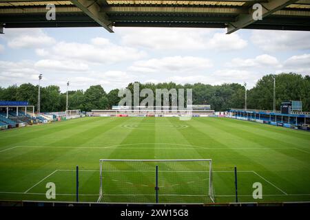 Farnborough, Großbritannien. August 2024. Ein allgemeiner Blick auf das Saunders Transport Community Stadium. Vor dem Spiel der Vanarama National League South zwischen Farnborough und Torquay United im Saunders Transport Community Stadium. Quelle: Dave Vokes/Alamy Live News Stockfoto