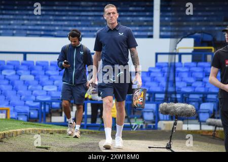 Liverpool, Großbritannien. August 2024. Everton Torhüter Jordan Pickford (1) kommt am 17. August 2024 für das Spiel Everton FC gegen Brighton & Hove Albion FC English Premier League in Goodison Park, Liverpool, England, Großbritannien. Credit: Every Second Media/Alamy Live News Stockfoto