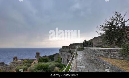 Detail des Innenraums der Burg Doria in Portovenere. Porto Venere, Italien Stockfoto