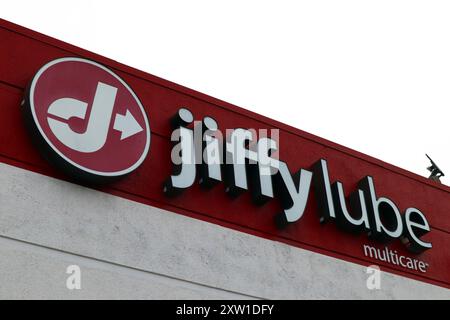 Jiffy Lube, amerikanische Kette für Ölwechsel-, Wartungs-, Wartungs- und Coupons Stockfoto