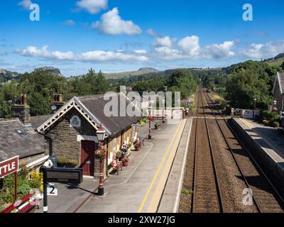 Siedler Station und Pen-y-Gent in der Ferne Stockfoto