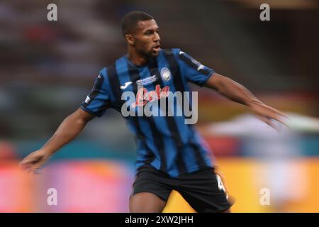 Warschau, Polen. August 2024. Isak Hien von Atalanta während des UEFA-Superpokals im Nationalstadion Warschau. Der Bildnachweis sollte lauten: Jonathan Moscrop/Sportimage Credit: Sportimage Ltd/Alamy Live News Stockfoto