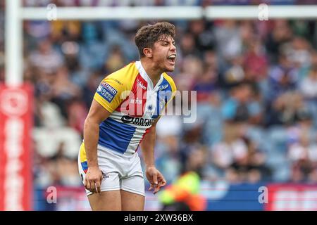 Oliver Leyland von London Broncos gibt Teamkollegen Anweisungen während des Magic Weekend Match Hull FC gegen London Broncos in Elland Road, Leeds, Großbritannien, 17. August 2024 (Foto: Mark Cosgrove/News Images) Stockfoto