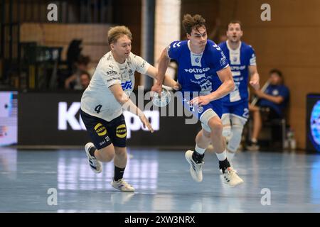 Obling, Bertram (VfL Gummersbach, #16), Thomassen, anders Christian (sah-Skanderborg AGF) GER, VfL Gummersbach gegen sah-Skanderborg AGF, Handball, Diakin 1. Handballbundesliga Maenner, 2.Wartburg Cup, Spielzeit 2024/2025, Samstag, 17.08.2024, 16:00 Uhr, Thüringen Foto: Eibner-Pressefoto/Martin Herbst Stockfoto