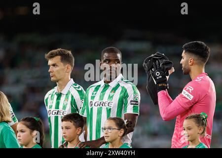 Diego Llorente, William Carvalho, Rui Silva (Real Betis), gesehen während des LaLiga EASPORTS Spiels zwischen den Teams von Real Betis Balompie und Girona FC bei Estadio Benito Villamarin. Endergebnis: Real betis 1-1 Girona FC. Stockfoto