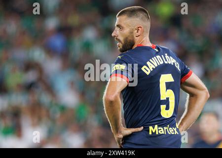 David Lopez (Girona FC) wurde während des LaLiga EASPORTS Spiels zwischen den Teams von Real Betis Balompie und Girona FC bei Estadio Benito Villamarin gesehen. Endergebnis: Real betis 1-1 Girona FC. Stockfoto