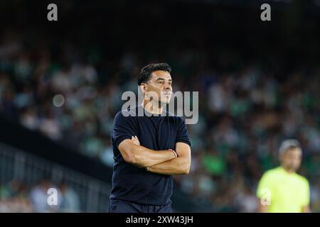 Sevilla, Spanien. August 2024. Michel (Trainer des Girona FC) wurde während des Spiels LaLiga EASPORTS zwischen den Teams von Real Betis Balompie und Girona FC bei Estadio Benito Villamarin gesehen. Endergebnis: Real betis 1-1 Girona FC. (Foto: Maciej Rogowski/SOPA Images/SIPA USA) Credit: SIPA USA/Alamy Live News Stockfoto