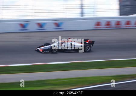 Madison, IL 16. August 2024: 8. Jährliches INDYCAR-Rennen der Bommarito Automotive Group 500 auf der WWTR-Rennstrecke. Übungssitzung. Stockfoto