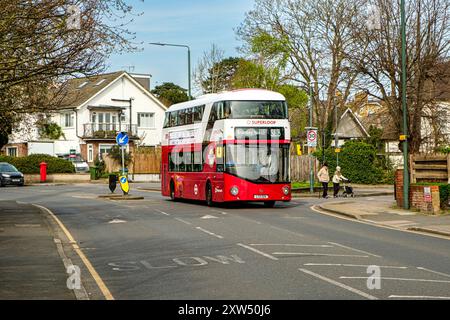 Selkent Superlooper Wrightbus Streetdeck Electroliner London Transport Bus, Parkhill Road, Bexley, Kent Stockfoto