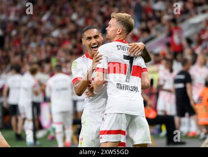 Jubilation Enzo MILLOT (S) nach dem Tor 1:1, mit Maximilian MITTELSTAEDT (withtelstadt)(S) Fußball DFL Supercup, Bayer 04 Leverkusen (LEV) - VfB Stuttgart (S), am 17. August 2024 in Leverkusen/Deutschland. #DFL-Vorschriften verbieten die Verwendung von Fotos als Bildsequenzen und/oder Quasi-Video # Stockfoto