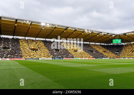 Choreo der Alemannia Fans TSV Alemannia Aachen vs. SV Holstein Kiel, Fussball, DFB-Pokal, 1. Runde, 1. Spieltag, Saison 2024/2025, 17.08.2024, Foto: Eibner-Pressefoto/Justin Derondeau DFB-VORSCHRIFTEN VERBIETEN JEDE VERWENDUNG VON FOTOGRAFIEN ALS BILDSEQUENZEN UND/ODER QUASI-VIDEO Stockfoto