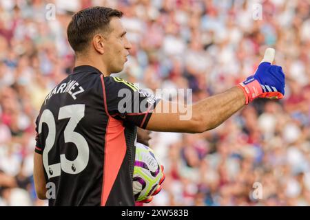 London, Großbritannien. August 2024. London, England, 17. August 2024: Emiliano Martinez (23 Aston Villa) während des Premier League-Spiels zwischen West Ham und Aston Villa im London Stadium. (Pedro Porru/SPP) Credit: SPP Sport Press Photo. /Alamy Live News Stockfoto