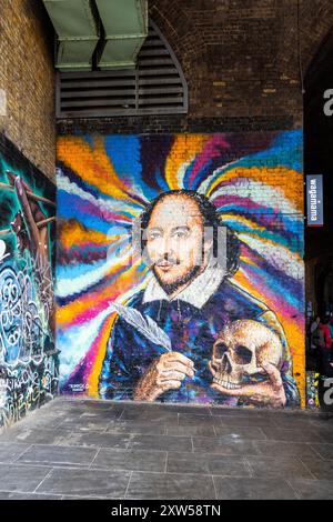 William Shakespeare Wandgemälde, Street Art von Jimmy C, unter der Cannon Street Railway Bridge, in Soho Wharf, Southwark District, London, Vereinigtes Königreich. Stockfoto