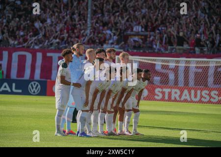 DFB POKAL R1: SV Wehen Wiesbaden vs FSV Mainz 05, FSV Mainz Teamfoto. BRITA Arena Stockfoto