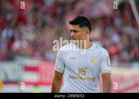 DFB-POKAL R1: SV Wehen Wiesbaden gegen FSV Mainz 05, Nadiem Amiri im Einsatz. BRITA Arena Stockfoto