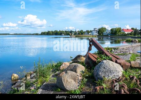 Blick auf die Ostsee in Haapsalu im Sommer, Estland Stockfoto