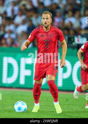 Harry Kane, FCB 9 im Spiel SSV ULM - FC BAYERN MÜNCHEN 0-4 DFB-Pokal, Deutscher Fußball-Cup, 1.Runde am 16. August 2024 in Ulm. Saison 2024/2025 Fotograf: Peter Schatz - DFB-VORSCHRIFTEN VERBIETEN JEDE VERWENDUNG VON FOTOGRAFIEN als BILDSEQUENZEN und/oder QUASI-VIDEO - Stockfoto