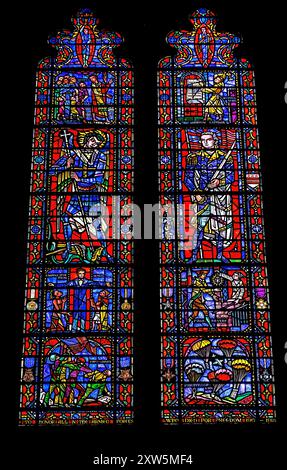 Amerikanische Armee militärische Schlachten Buntglasbasilika National Cathedral of St Peter and St Paul Episcopal Church Washington DC. Constructio Stockfoto