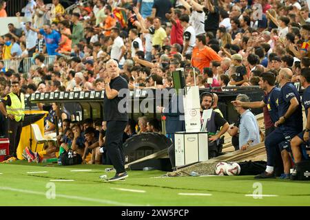 Hansi Flick Trainer des FC Barcelona in Aktion während der regulären Saison La Liga EA Sport Runde 1 am agust 17, 2024 im Mestalla Stadium (Valencia, La Liga) Stockfoto