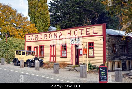 Wanaka, Neuseeland - 14. April 2013: Historische Cardrona Hotel erbaut im Jahre 1863 in der Nähe der Stadt Wanaka. Central Otago ist eine der ältesten Hote Neuseelands Stockfoto