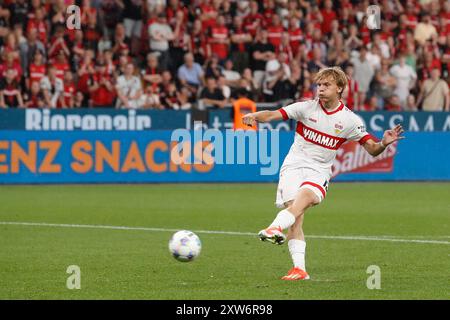 LEVERKUSEN - Frans Kratzig vom VfB Stuttgart. Während des DFL-Super-Cup-Spiels zwischen Bayer 04 Leverkusen und VfB Stuttgart am 17. August 2024 in der BayArena in Leverkusen. ANP | Hollandse Hoogte | BART STOUTJESDIJK Stockfoto