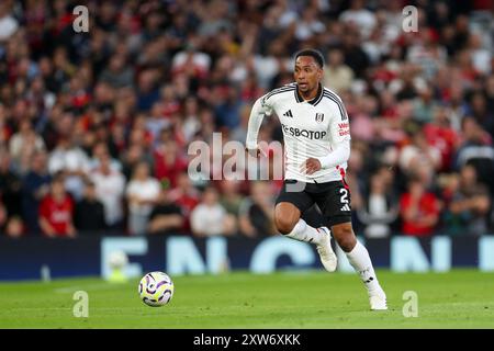 Kenny Tete (2) während des Spiels Manchester United FC gegen Fulham FC English Premier League in Old Trafford, Manchester, England, Großbritannien am 16. August 2024 Credit: Every Second Media/Alamy Live News Stockfoto