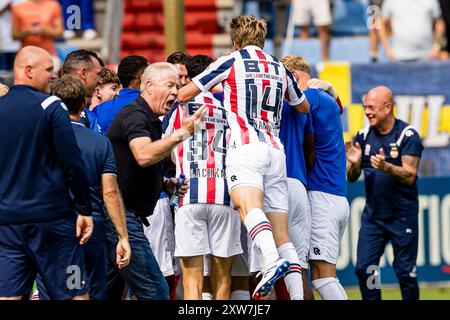 TILBURG, 18-08-2024. Stadion Koning Willem II. Eredivisie voetbal, Season Divisie, 2024-2025. Willem II - Fahren Sie weiter mit Eagles. Willem II. Trainer Peter Maes Stockfoto