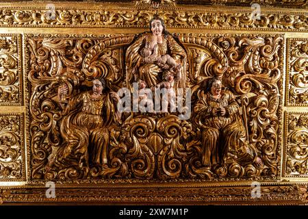 Wunderschönes Inneres der Kirche St. Antonius, Igreja de Santo Antonio in Lagos, Algarve in Portugal Stockfoto