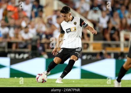 Pepelu von Valencia CF in Aktion während des Spiels La Liga zwischen Valencia CF und FC Barcelona am 17. August 2024 im Estadio Mestalla in Valencia Stockfoto