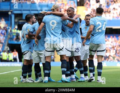 London, Großbritannien. August 2024. Erling Haaland aus Manchester City feiert, nachdem er während des Premier League-Spiels in Stamford Bridge, London, das Eröffnungstor erzielt hat. Der Bildnachweis sollte lauten: Paul Terry/Sportimage Credit: Sportimage Ltd/Alamy Live News Stockfoto