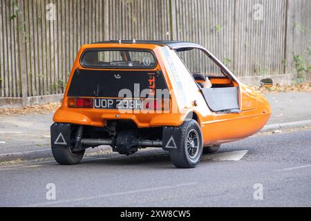 pic Shows: Bond Bug 700e wurde auf den Straßen von London fast Muswell Hill im August 2024 entdeckt, der von Frank McDonald gefahren wird Stockfoto