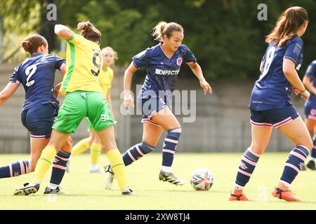 London, Großbritannien. August 2024. London, England, 18. August 2024: Lily Price (21 Dulwich Hamlet) in Aktion während des FA Womens National League Division One South East Spiels zwischen Dulwich Hamlet und Norwich im Champion Hill in London. (Liam Asman/SPP) Credit: SPP Sport Press Photo. /Alamy Live News Stockfoto