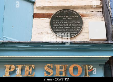 Lincolns ursprünglicher Pie Shop auf dem steilen Hügel, wo Lawrence von Arabien wohnte, während er Seven Pillars of Wisdom schrieb. Stockfoto