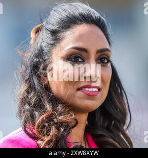 isa guha blickt beim Finale der Hundert Frauen auf die Walisische Fire Women vs London Spirit Women in Lords, London, Großbritannien. August 2024. (Foto: Izzy Poles/News Images) in London, Großbritannien am 18.08.2024. (Foto: Izzy Poles/News Images/SIPA USA) Credit: SIPA USA/Alamy Live News Stockfoto