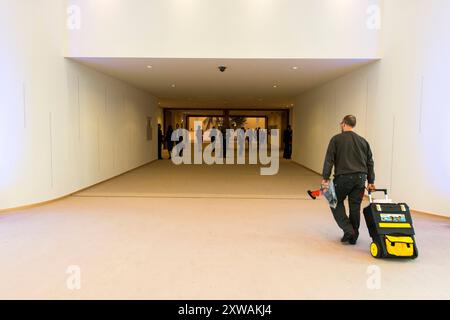 Eingang zum Plenarsitzungsraum Inneneingang zum Plenarkonferenzsaal des parlaments. Europäisches Parlament, Brüssel, Belgien. Brussel Europäisches Parlament Brussel Belgie Copyright: XGuidoxKoppesxPhotox Stockfoto