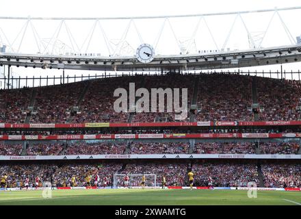 London, Großbritannien. August 2024. Allgemeine Ansicht der Uhr beim EPL-Spiel Arsenal gegen Wolverhampton Wanderers im Emirates Stadium, London, UK am 17. August 2024. Quelle: Paul Marriott/Alamy Live News Stockfoto